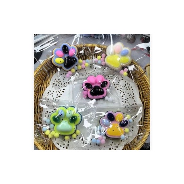 ZABAWKI SQUISHY . 24 SZT / PACZKA, KOLOR JAK NA ZDZIĘCIU