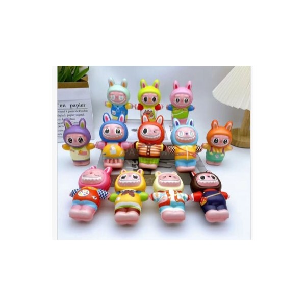 ZABAWKI SQUISHY .24 SZT / PACZKA, KOLOR JAK NA ZDZIĘCIU