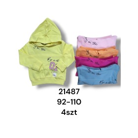 Bluzy DZIECIĘCE , size  92-110 ,paczka 4szt, 1kolor