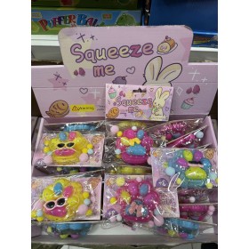 ZABAWKI squeeze .16 SZT / PACZKA, KOLOR JAK NA ZDZIĘCIU